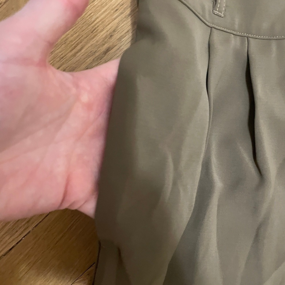 Halara Women's L Olive Brown High Waisted Wide Leg Pleated Trousers Career NWT - Picture 2 of 5